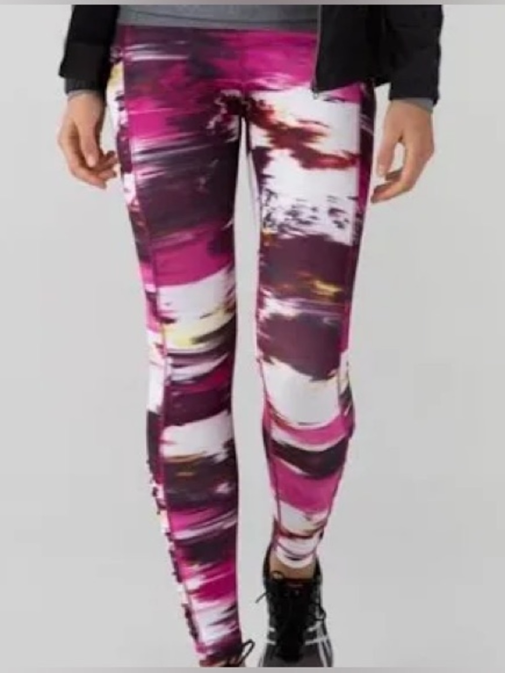 10 Lululemon ruched side leggings